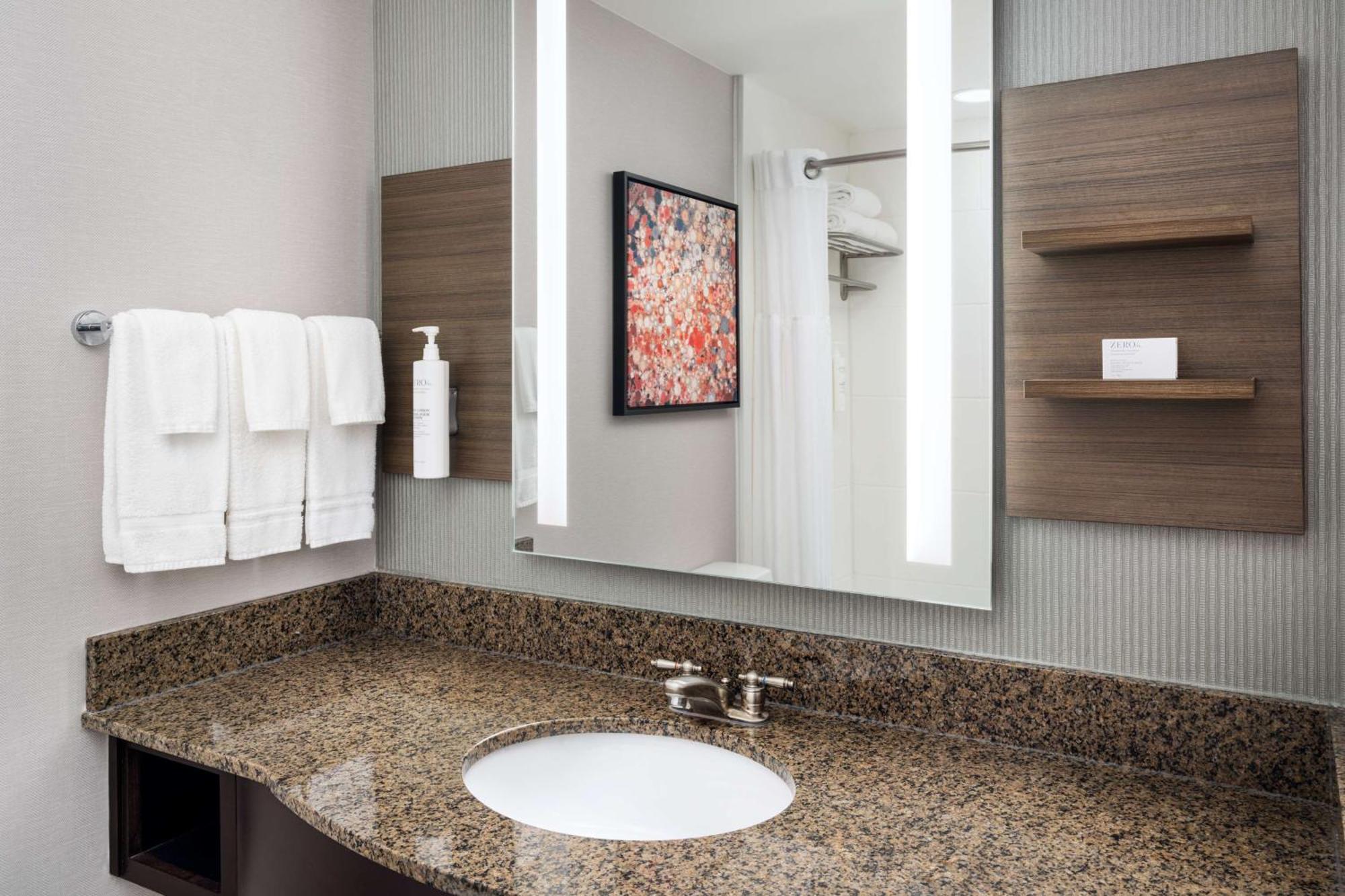 Hilton Garden Inn Huntsville South/Redstone Arsenal Екстериор снимка