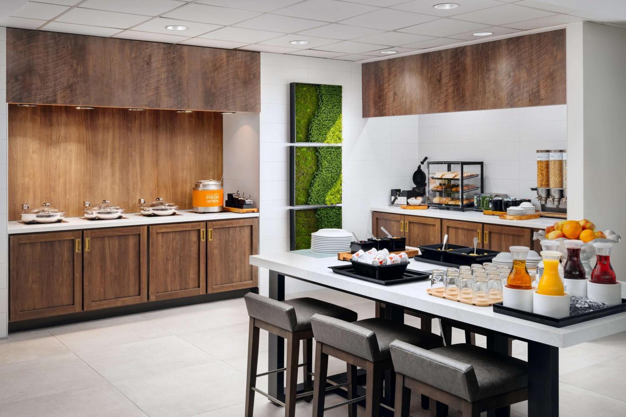 Hilton Garden Inn Huntsville South/Redstone Arsenal Екстериор снимка